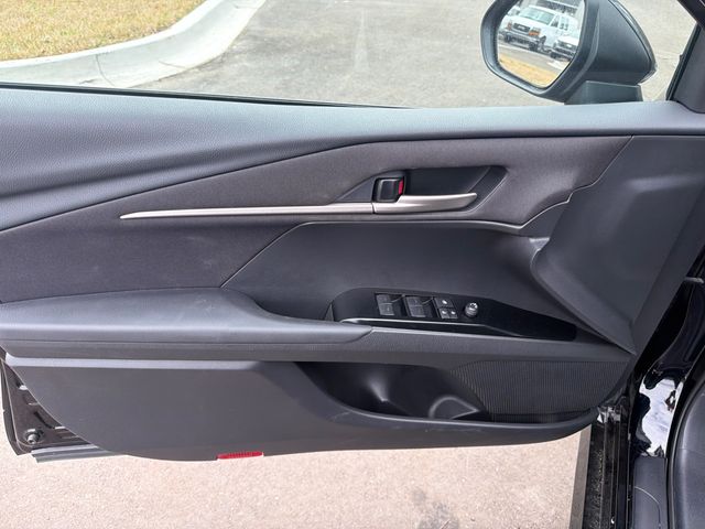 2025 Toyota Camry LE - 22987982 - 3