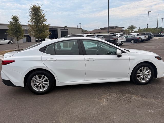 2025 Toyota Camry LE - 23069652 - 16