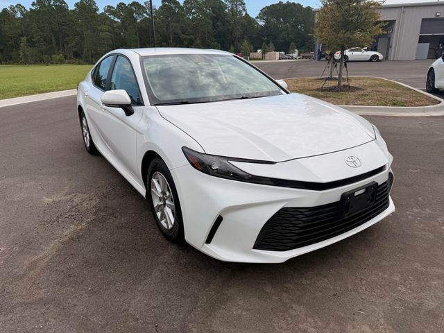2025 Toyota Camry LE - 23069652 - 17