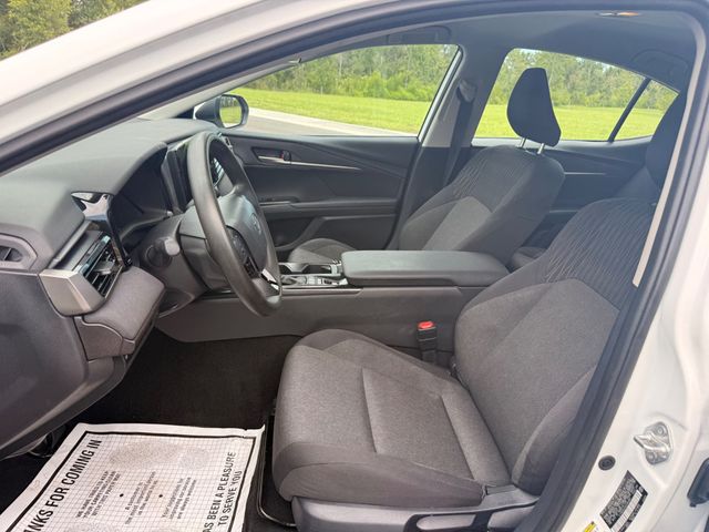 2025 Toyota Camry LE - 23069652 - 8