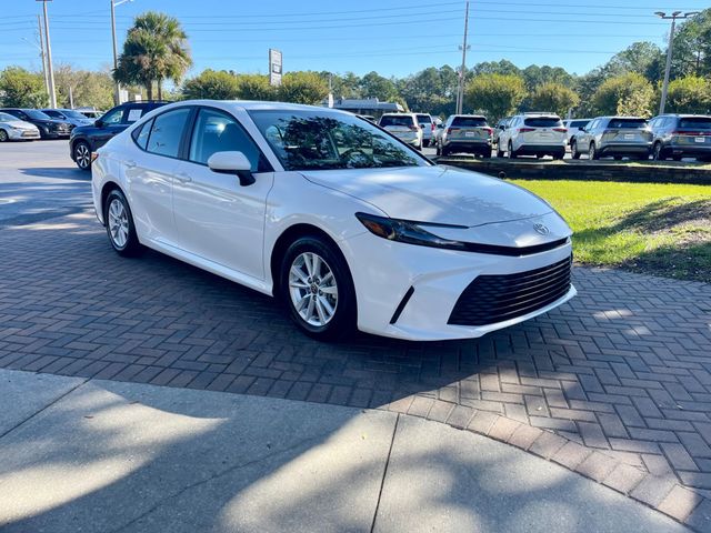 2025 Toyota Camry LE - 22928995 - 6