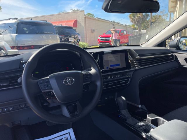 2025 Toyota Camry LE - 22928996 - 11