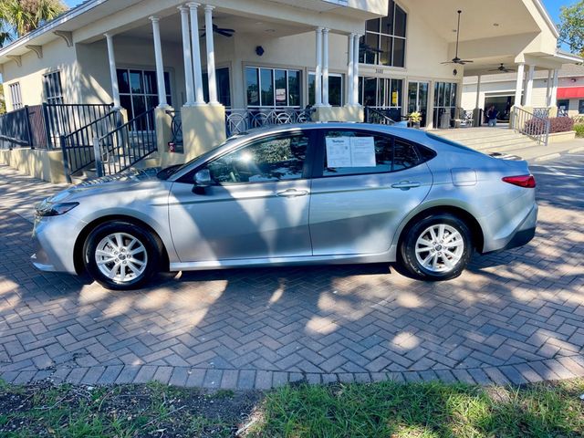 2025 Toyota Camry LE - 22928997 - 1