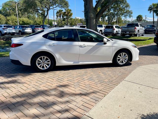 2025 Toyota Camry LE - 22928998 - 5