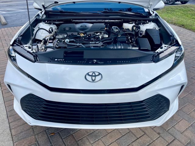 2025 Toyota Camry LE - 22934890 - 15
