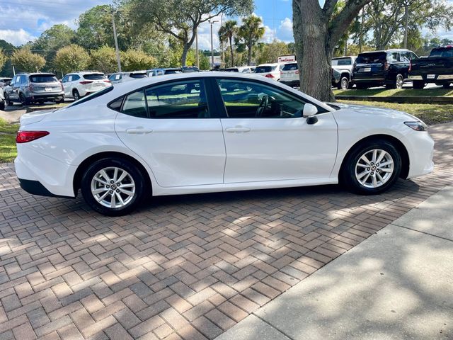 2025 Toyota Camry LE - 22934890 - 5