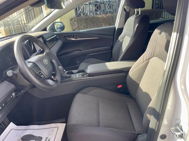 2025 Toyota Camry LE - 22945024 - 9