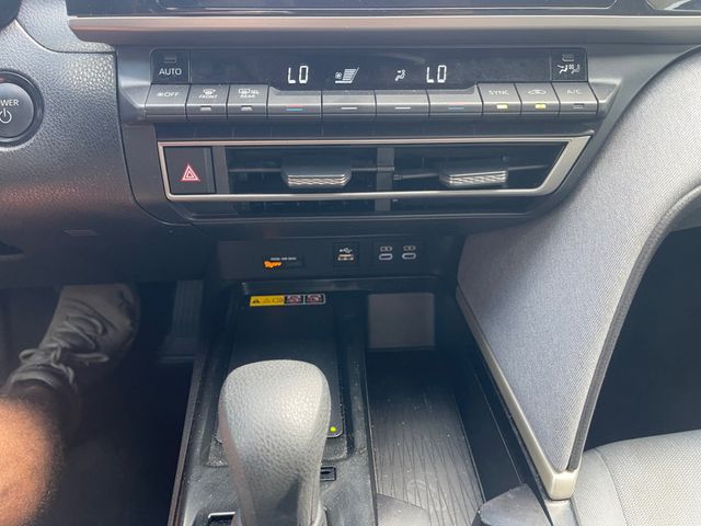 2025 TOYOTA CAMRY LE - 23085600 - 18