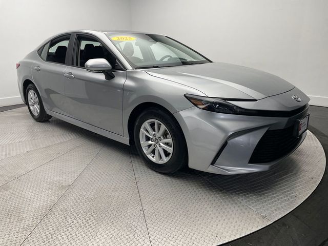 2025 Toyota Camry LE - 22973056 - 2