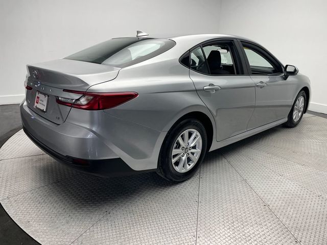 2025 Toyota Camry LE - 22973056 - 4