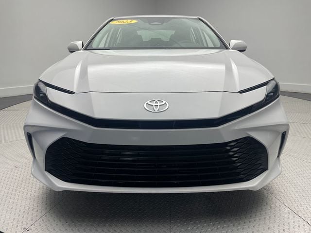 2025 Toyota Camry LE - 22986022 - 1