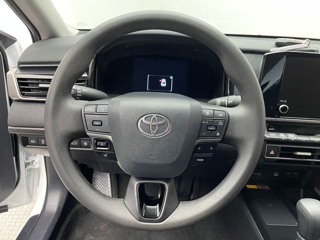 2025 Toyota Camry LE - 22986022 - 19