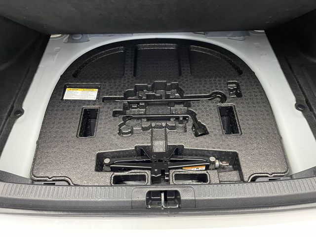 2025 Toyota Camry LE - 22986022 - 38