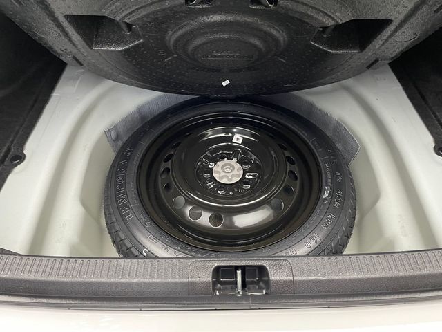 2025 Toyota Camry LE - 22986022 - 39