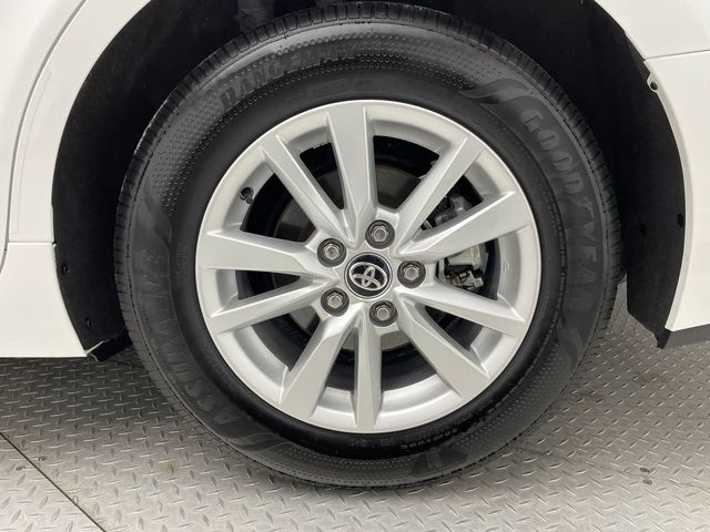 2025 Toyota Camry LE - 22986022 - 44