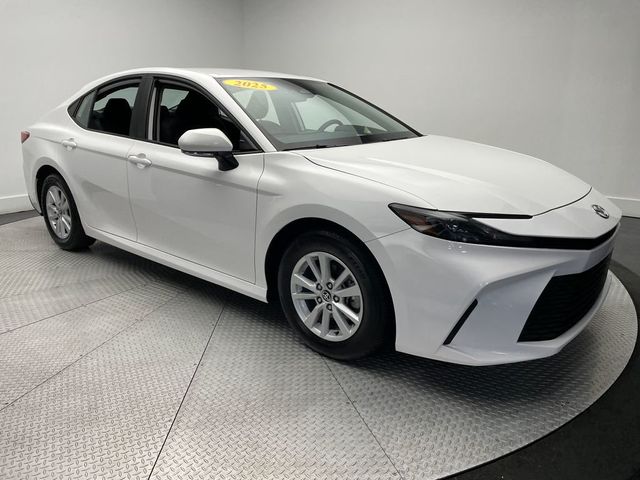 2025 Toyota Camry LE - 23009278 - 2