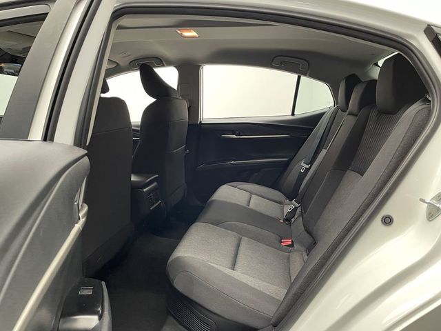 2025 Toyota Camry LE - 23009278 - 30