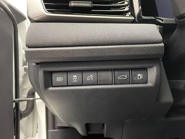 2025 Toyota Camry LE - 23009688 - 18