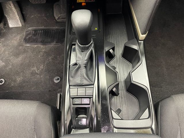 2025 Toyota Camry LE - 23009688 - 27