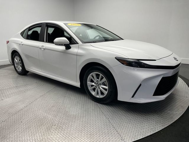 2025 Toyota Camry LE - 23009688 - 2