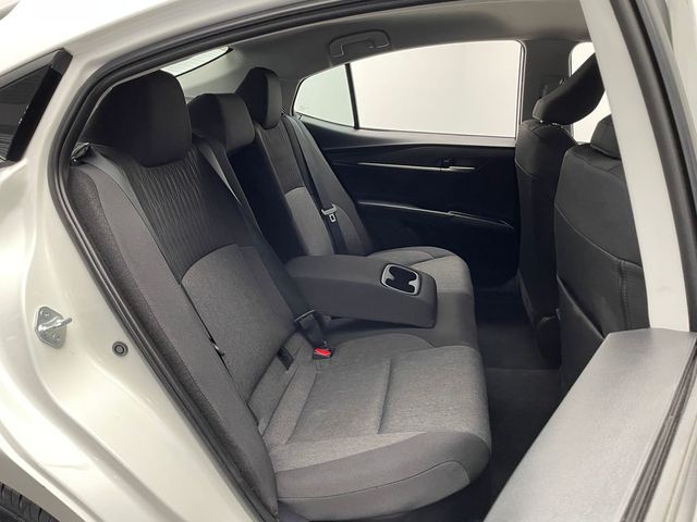 2025 Toyota Camry LE - 23009688 - 35