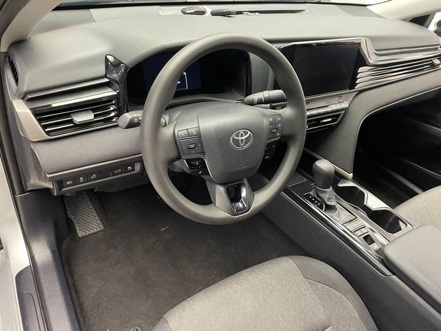 2025 Toyota Camry LE - 23011011 - 10