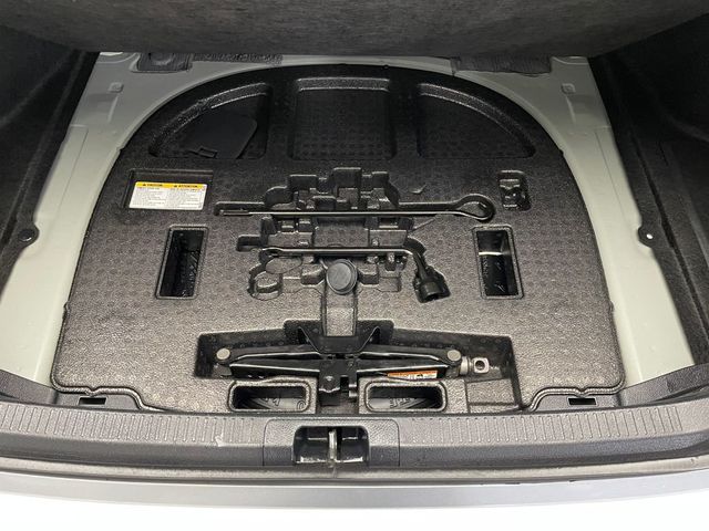2025 Toyota Camry LE - 23011011 - 38
