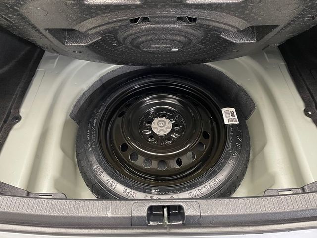 2025 Toyota Camry LE - 23011011 - 39