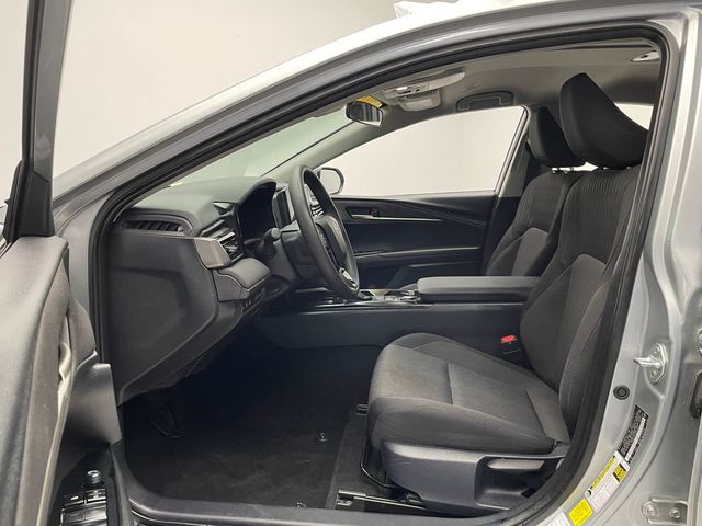 2025 Toyota Camry LE - 23011012 - 11