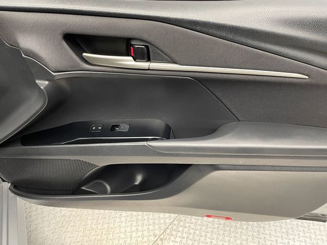 2025 Toyota Camry LE - 23011012 - 13