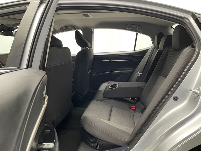 2025 Toyota Camry LE - 23011012 - 30