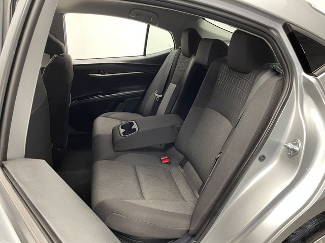 2025 Toyota Camry LE - 23011012 - 31