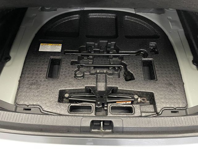 2025 Toyota Camry LE - 23011012 - 37