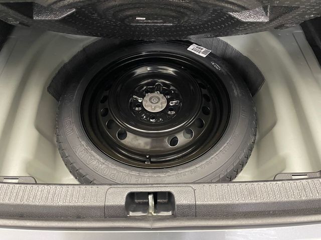 2025 Toyota Camry LE - 23011012 - 38