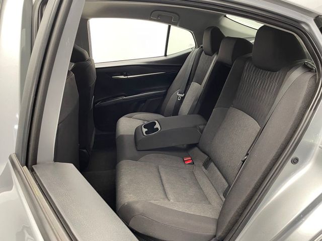2025 Toyota Camry LE - 23012574 - 32