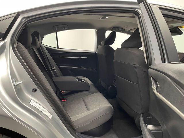 2025 Toyota Camry LE - 23012574 - 34