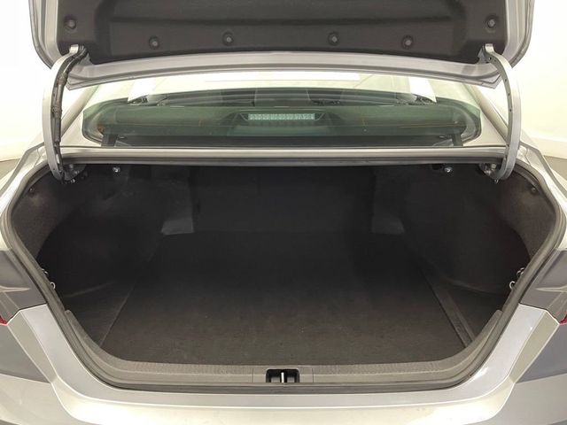 2025 Toyota Camry LE - 23012574 - 37