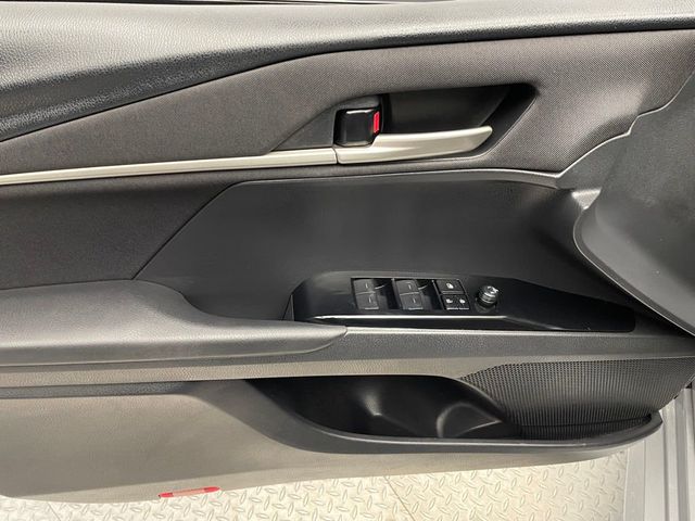 2025 Toyota Camry LE - 23012574 - 8