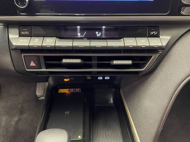 2025 Toyota Camry LE - 23012575 - 25