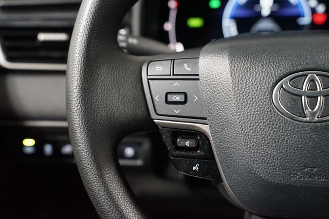 2025 Toyota Camry LE - 23020526 - 13