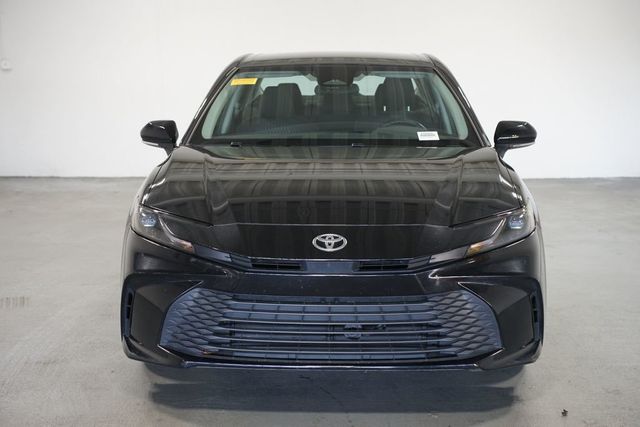 2025 Toyota Camry LE - 23020526 - 1