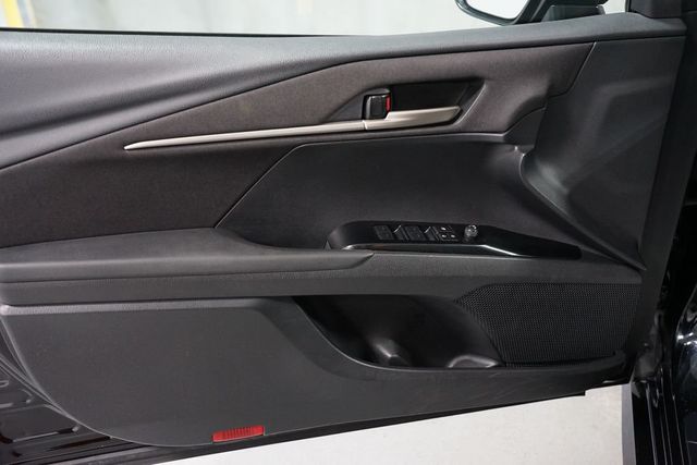 2025 Toyota Camry LE - 23020526 - 29