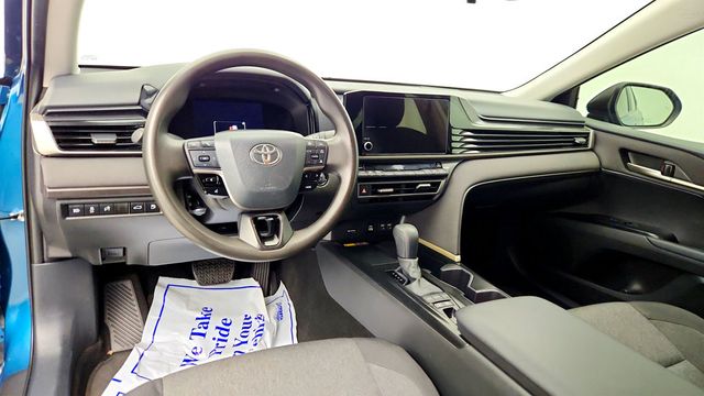 2025 Toyota Camry LE - 23018160 - 11