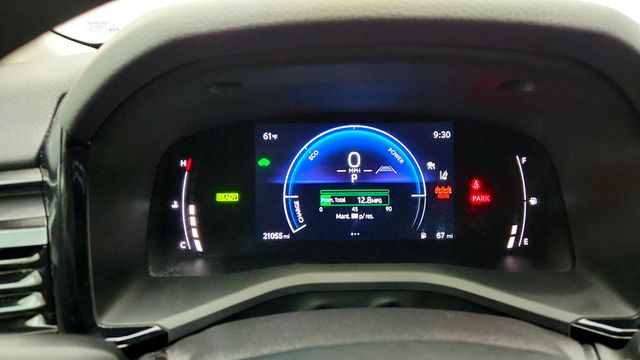 2025 Toyota Camry LE - 23018160 - 13