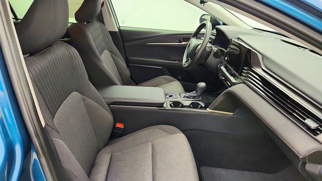 2025 Toyota Camry LE - 23018160 - 21