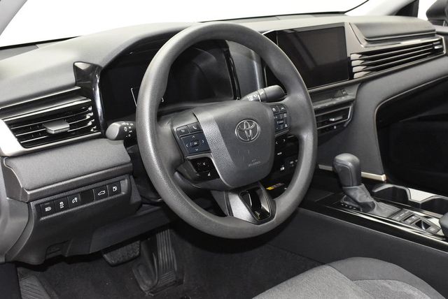 2025 Toyota Camry LE - 23012640 - 13