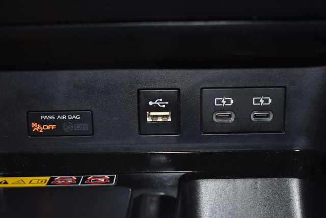 2025 Toyota Camry LE - 23012640 - 18