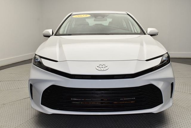 2025 Toyota Camry LE - 23012640 - 1
