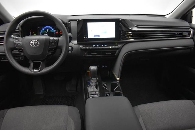 2025 Toyota Camry LE - 23012640 - 24