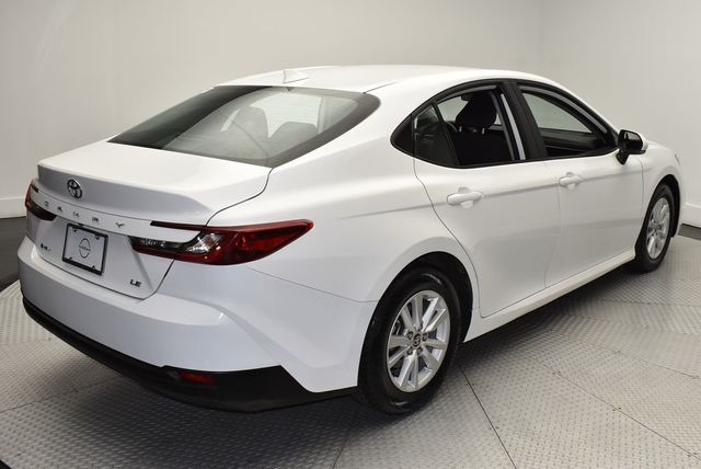 2025 Toyota Camry LE - 23012640 - 4